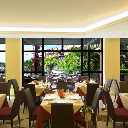 فندق Bakour Oh Costa Del Sol بينهافيس